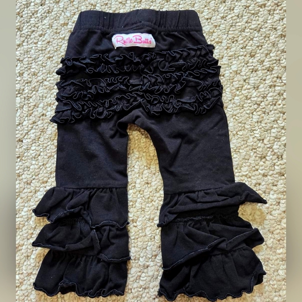 Baby Ruffle Butt's pants 6/12M